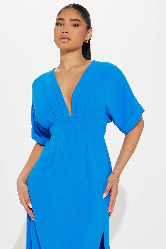 Serena Airflow Maxi Dress - Blue