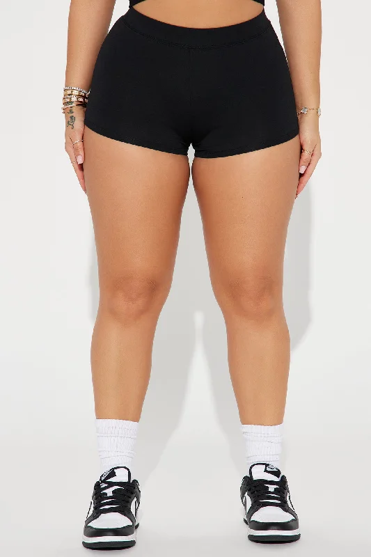 Miley Basic Shorts - Black