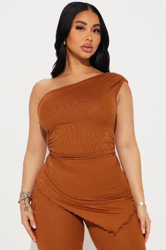 One Sided Ribbed Capri Set - Rust